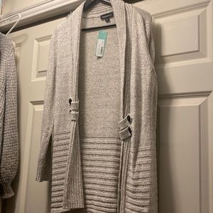 Sweater cardigan nwt size small color grey